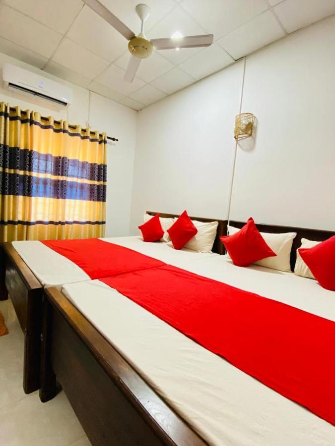 Meegahapokuna Resort Anuradhapura Buitenkant foto