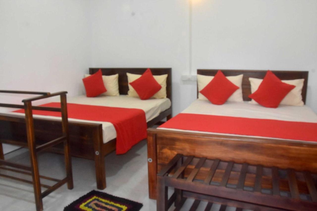 Meegahapokuna Resort Anuradhapura Buitenkant foto